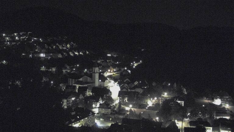 Dieses Bild zeigt eine Webcam-Aufnahme von Ottenhöfen, aufgenommen am Mittwoch, den 08.07.2026 um 00:00 Uhr