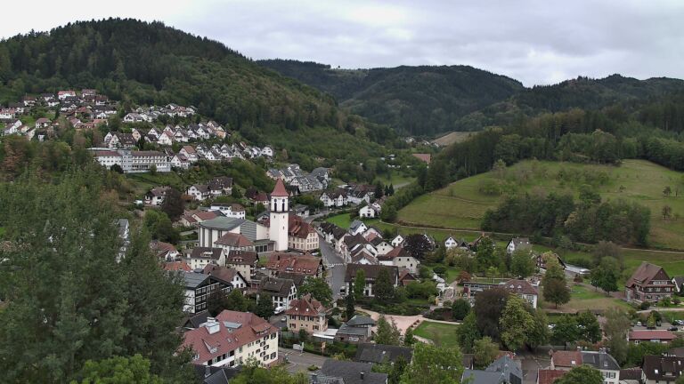 Dieses Bild zeigt eine Webcam-Aufnahme von Ottenhöfen, aufgenommen am Freitag, den 18.09.2026 um 14:50 Uhr