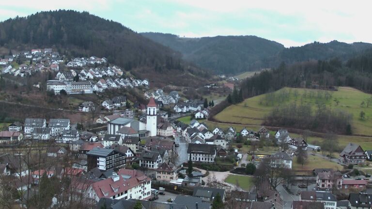 Dieses Bild zeigt eine Webcam-Aufnahme von Ottenhöfen, aufgenommen am Dienstag, den 10.02.2026 um 07:50 Uhr