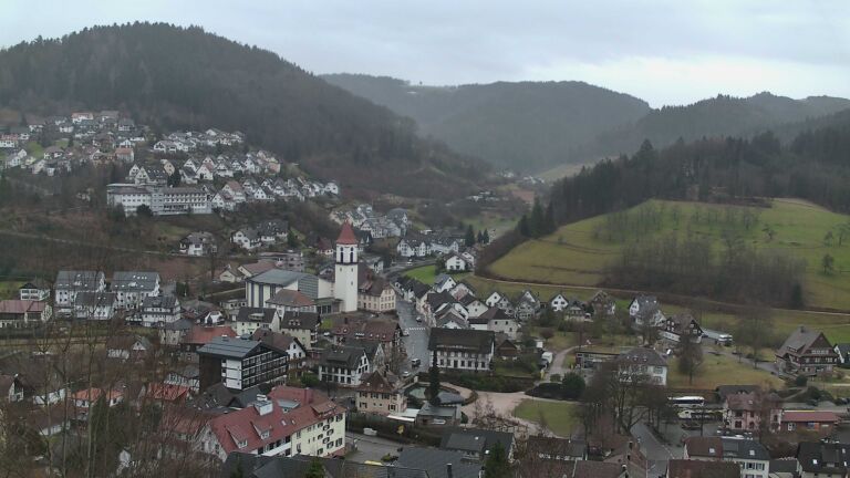 Dieses Bild zeigt eine Webcam-Aufnahme von Ottenhöfen, aufgenommen am Dienstag, den 27.01.2026 um 15:50 Uhr