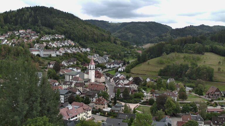 Dieses Bild zeigt eine Webcam-Aufnahme von Ottenhöfen, aufgenommen am Mittwoch, den 09.09.2026 um 15:40 Uhr