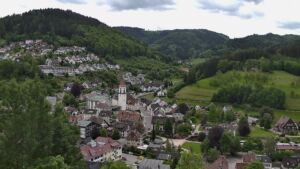 Dieses Bild zeigt eine Webcam-Aufnahme von Ottenhöfen, aufgenommen am Dienstag, den 19.05.2026 um 12:20 Uhr