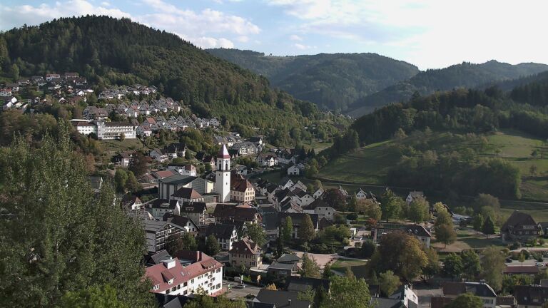 Dieses Bild zeigt eine Webcam-Aufnahme von Ottenhöfen, aufgenommen am Mittwoch, den 30.09.2026 um 16:30 Uhr