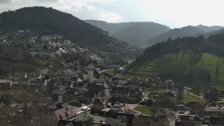 Dieses Bild zeigt eine Webcam-Aufnahme von Ottenhöfen, aufgenommen am Montag, den 09.03.2026 um 13:10 Uhr