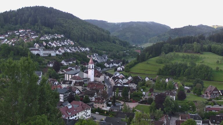 Dieses Bild zeigt eine Webcam-Aufnahme von Ottenhöfen, aufgenommen am Dienstag, den 12.05.2026 um 06:50 Uhr