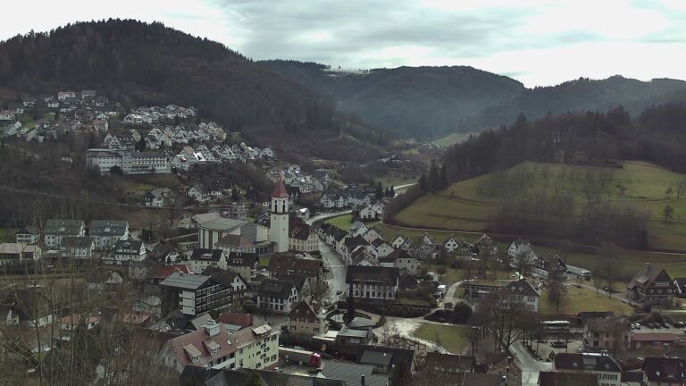 Dieses Bild zeigt eine Webcam-Aufnahme von Ottenhöfen, aufgenommen am Dienstag, den 27.01.2026 um 12:20 Uhr