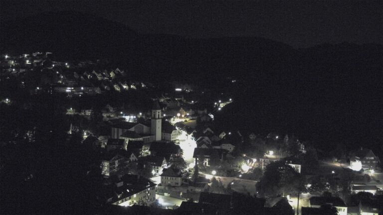 Dieses Bild zeigt eine Webcam-Aufnahme von Ottenhöfen, aufgenommen am Sonntag, den 09.08.2026 um 03:30 Uhr