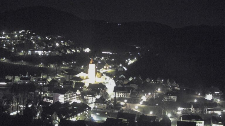 Dieses Bild zeigt eine Webcam-Aufnahme von Ottenhöfen, aufgenommen am Samstag, den 07.02.2026 um 19:10 Uhr