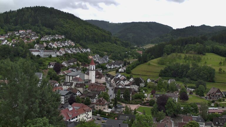 Dieses Bild zeigt eine Webcam-Aufnahme von Ottenhöfen, aufgenommen am Mittwoch, den 03.06.2026 um 15:40 Uhr