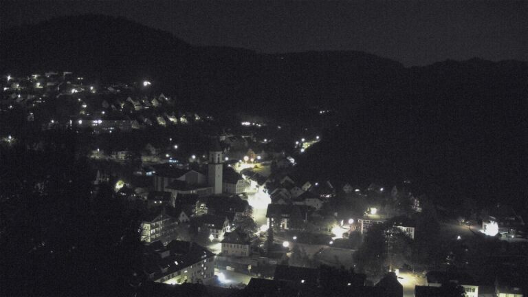 Dieses Bild zeigt eine Webcam-Aufnahme von Ottenhöfen, aufgenommen am Montag, den 19.10.2026 um 23:30 Uhr