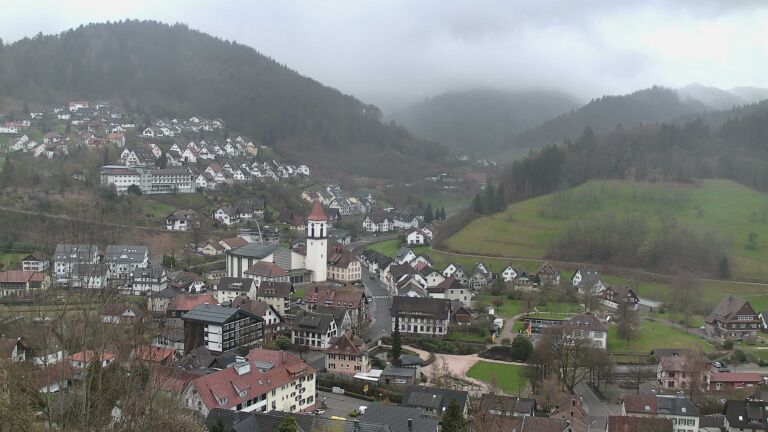 Dieses Bild zeigt eine Webcam-Aufnahme von Ottenhöfen, aufgenommen am Dienstag, den 31.03.2026 um 11:30 Uhr