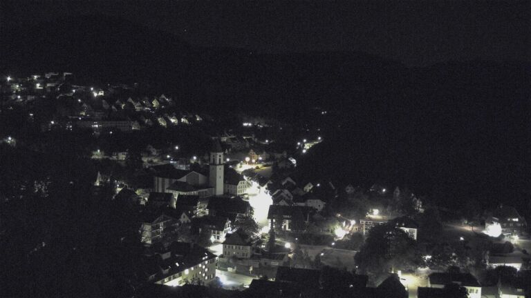 Dieses Bild zeigt eine Webcam-Aufnahme von Ottenhöfen, aufgenommen am Donnerstag, den 13.08.2026 um 01:00 Uhr