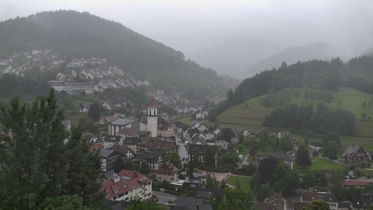 Dieses Bild zeigt eine Webcam-Aufnahme von Ottenhöfen, aufgenommen am Freitag, den 12.06.2026 um 09:00 Uhr