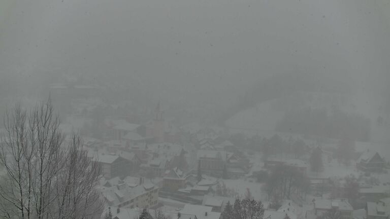 Dieses Bild zeigt eine Webcam-Aufnahme von Ottenhöfen, aufgenommen am Samstag, den 10.01.2026 um 15:30 Uhr