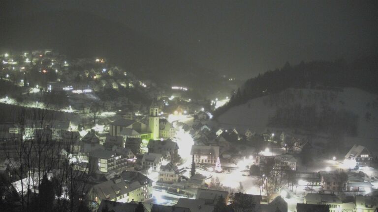 Dieses Bild zeigt eine Webcam-Aufnahme von Ottenhöfen, aufgenommen am Dienstag, den 06.01.2026 um 06:40 Uhr