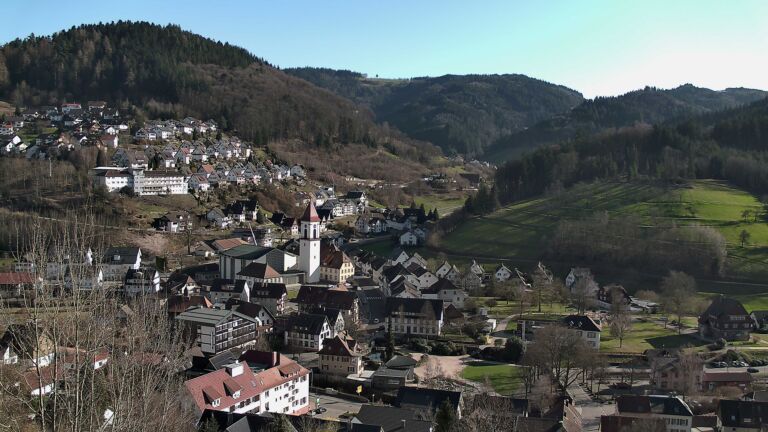 Dieses Bild zeigt eine Webcam-Aufnahme von Ottenhöfen, aufgenommen am Montag, den 02.03.2026 um 15:40 Uhr