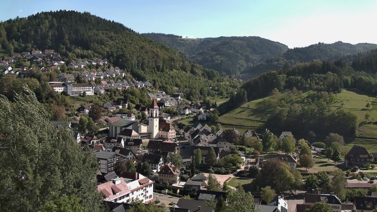 Dieses Bild zeigt eine Webcam-Aufnahme von Ottenhöfen, aufgenommen am Dienstag, den 22.09.2026 um 15:40 Uhr