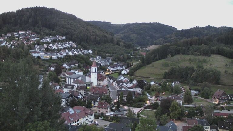 Dieses Bild zeigt eine Webcam-Aufnahme von Ottenhöfen, aufgenommen am Sonntag, den 13.09.2026 um 06:40 Uhr