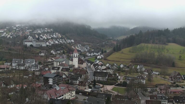 Dieses Bild zeigt eine Webcam-Aufnahme von Ottenhöfen, aufgenommen am Samstag, den 14.02.2026 um 17:00 Uhr