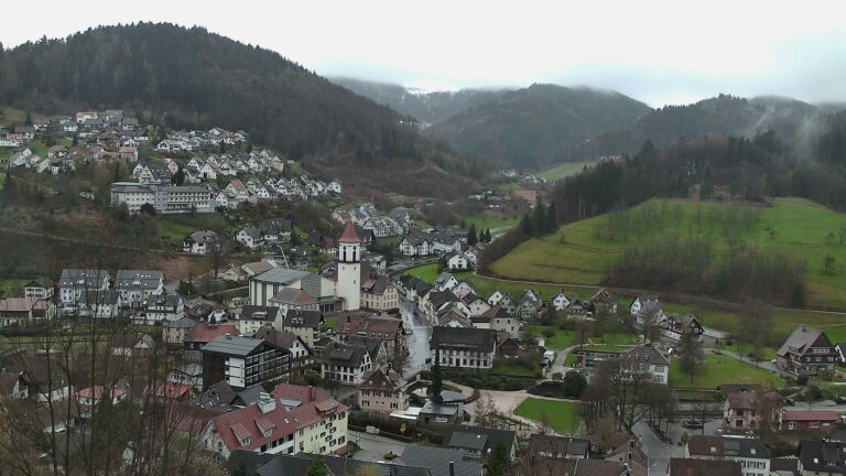 Dieses Bild zeigt eine Webcam-Aufnahme von Ottenhöfen, aufgenommen am Montag, den 30.03.2026 um 10:00 Uhr