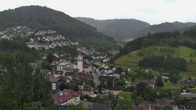 Dieses Bild zeigt eine Webcam-Aufnahme von Ottenhöfen, aufgenommen am Donnerstag, den 04.06.2026 um 14:50 Uhr
