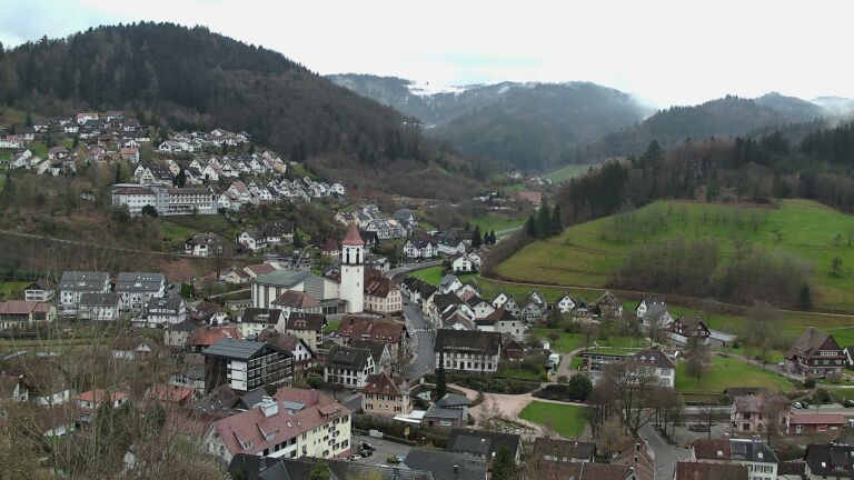 Dieses Bild zeigt eine Webcam-Aufnahme von Ottenhöfen, aufgenommen am Dienstag, den 31.03.2026 um 08:30 Uhr