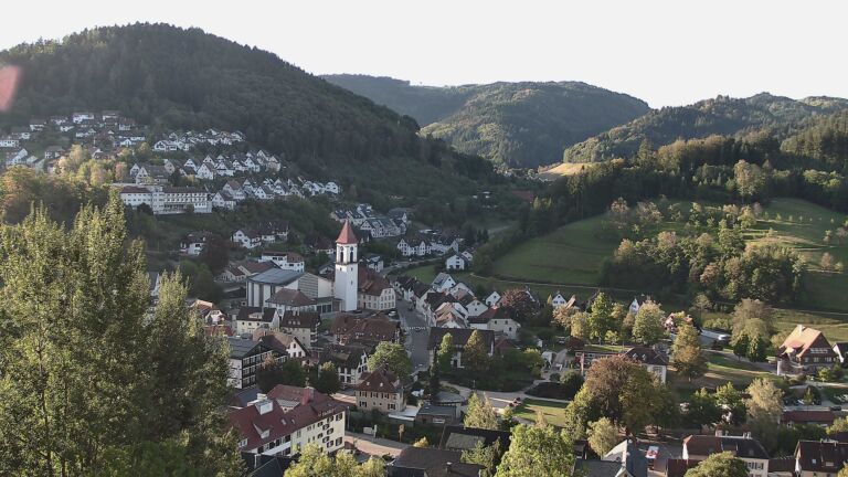 Dieses Bild zeigt eine Webcam-Aufnahme von Ottenhöfen, aufgenommen am Freitag, den 25.09.2026 um 08:40 Uhr