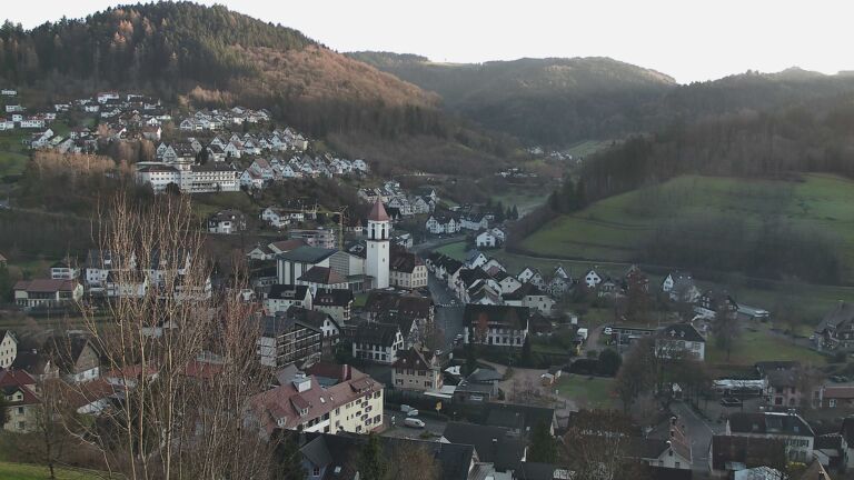 Dieses Bild zeigt eine Webcam-Aufnahme von Ottenhöfen, aufgenommen am Mittwoch, den 17.12.2025 um 15:30 Uhr