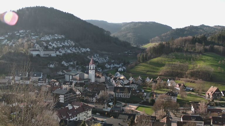 Dieses Bild zeigt eine Webcam-Aufnahme von Ottenhöfen, aufgenommen am Mittwoch, den 18.03.2026 um 08:10 Uhr