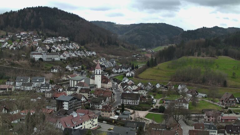 Dieses Bild zeigt eine Webcam-Aufnahme von Ottenhöfen, aufgenommen am Montag, den 16.03.2026 um 12:50 Uhr