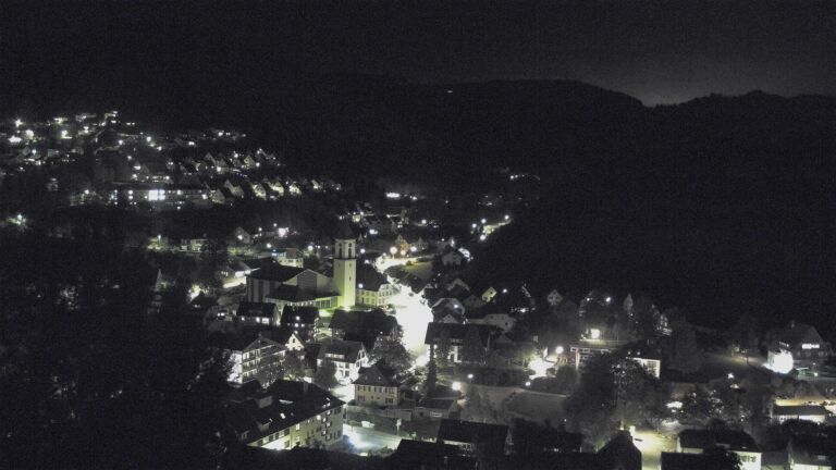 Dieses Bild zeigt eine Webcam-Aufnahme von Ottenhöfen, aufgenommen am Freitag, den 09.10.2026 um 20:20 Uhr
