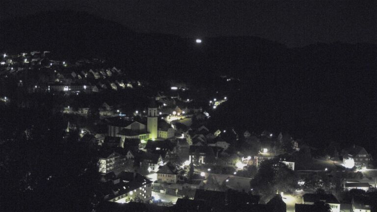 Dieses Bild zeigt eine Webcam-Aufnahme von Ottenhöfen, aufgenommen am Freitag, den 11.09.2026 um 05:30 Uhr