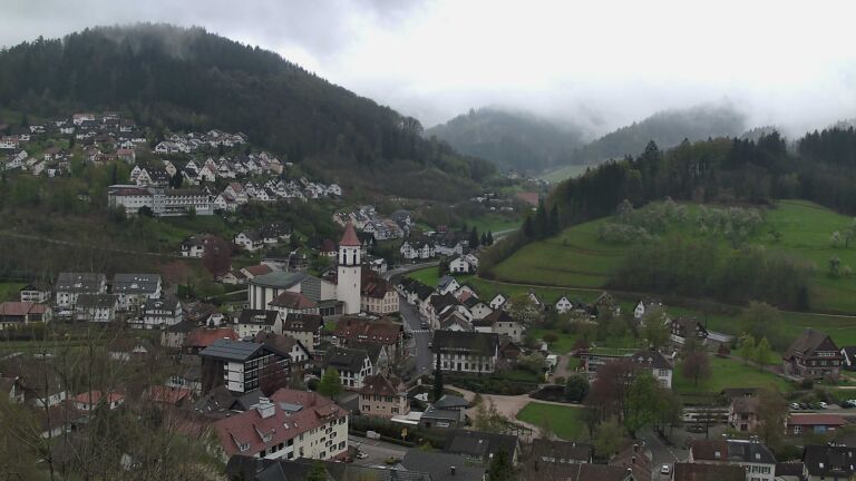 Dieses Bild zeigt eine Webcam-Aufnahme von Ottenhöfen, aufgenommen am Dienstag, den 14.04.2026 um 09:40 Uhr