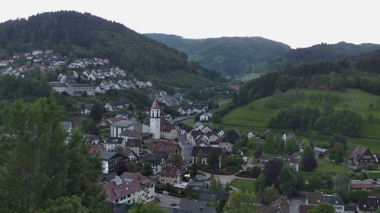 Dieses Bild zeigt eine Webcam-Aufnahme von Ottenhöfen, aufgenommen am Freitag, den 15.05.2026 um 20:30 Uhr