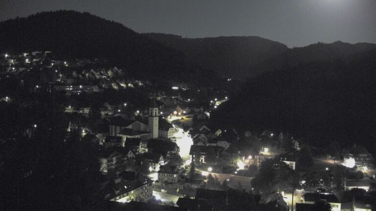 Dieses Bild zeigt eine Webcam-Aufnahme von Ottenhöfen, aufgenommen am Dienstag, den 28.07.2026 um 00:30 Uhr