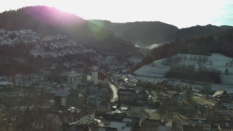 Dieses Bild zeigt eine Webcam-Aufnahme von Ottenhöfen, aufgenommen am Donnerstag, den 01.01.2026 um 10:30 Uhr