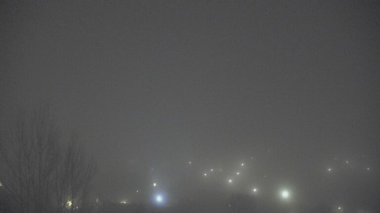 Dieses Bild zeigt eine Webcam-Aufnahme von Ottenhöfen, aufgenommen am Sonntag, den 21.12.2025 um 23:30 Uhr