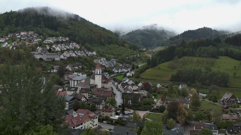 Dieses Bild zeigt eine Webcam-Aufnahme von Ottenhöfen, aufgenommen am Samstag, den 17.10.2026 um 15:00 Uhr