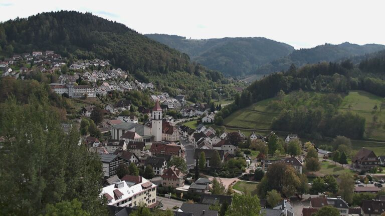 Dieses Bild zeigt eine Webcam-Aufnahme von Ottenhöfen, aufgenommen am Mittwoch, den 07.10.2026 um 14:30 Uhr