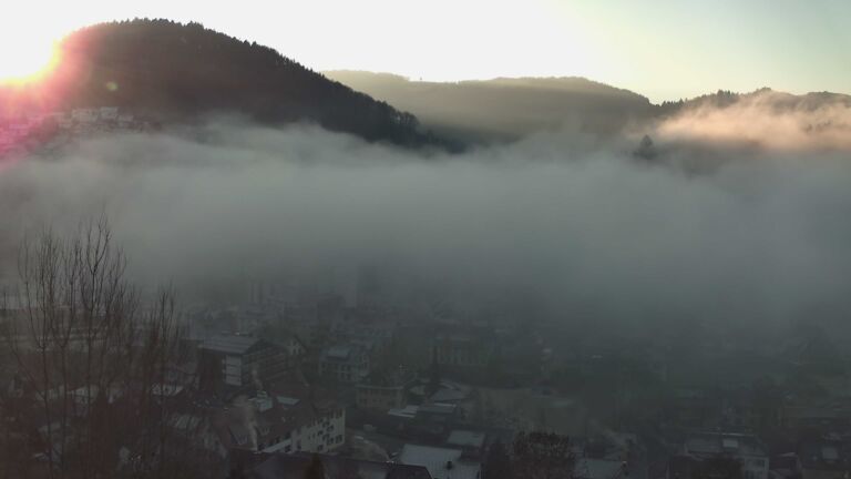 Dieses Bild zeigt eine Webcam-Aufnahme von Ottenhöfen, aufgenommen am Montag, den 29.12.2025 um 09:20 Uhr