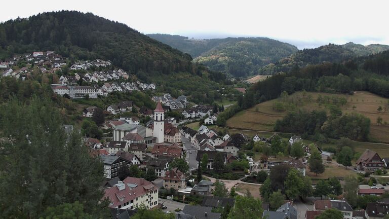Dieses Bild zeigt eine Webcam-Aufnahme von Ottenhöfen, aufgenommen am Samstag, den 22.08.2026 um 09:30 Uhr