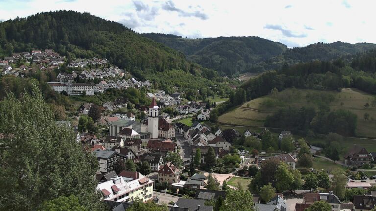 Dieses Bild zeigt eine Webcam-Aufnahme von Ottenhöfen, aufgenommen am Mittwoch, den 02.09.2026 um 15:00 Uhr