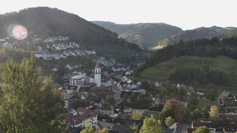 Dieses Bild zeigt eine Webcam-Aufnahme von Ottenhöfen, aufgenommen am Donnerstag, den 15.10.2026 um 08:50 Uhr