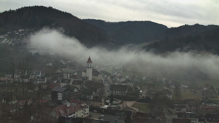 Dieses Bild zeigt eine Webcam-Aufnahme von Ottenhöfen, aufgenommen am Mittwoch, den 04.02.2026 um 12:00 Uhr