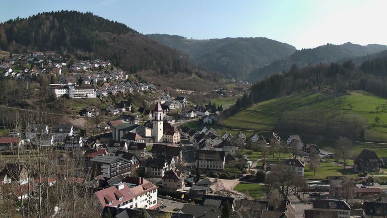 Dieses Bild zeigt eine Webcam-Aufnahme von Ottenhöfen, aufgenommen am Freitag, den 20.03.2026 um 15:30 Uhr