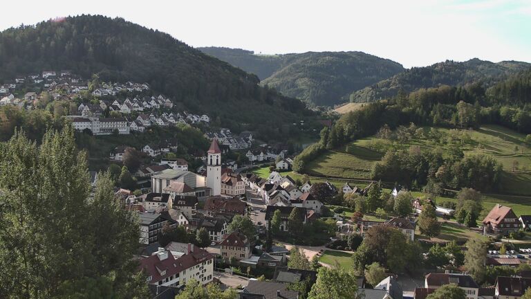 Dieses Bild zeigt eine Webcam-Aufnahme von Ottenhöfen, aufgenommen am Donnerstag, den 17.09.2026 um 09:30 Uhr