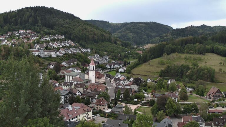 Dieses Bild zeigt eine Webcam-Aufnahme von Ottenhöfen, aufgenommen am Montag, den 07.09.2026 um 08:40 Uhr