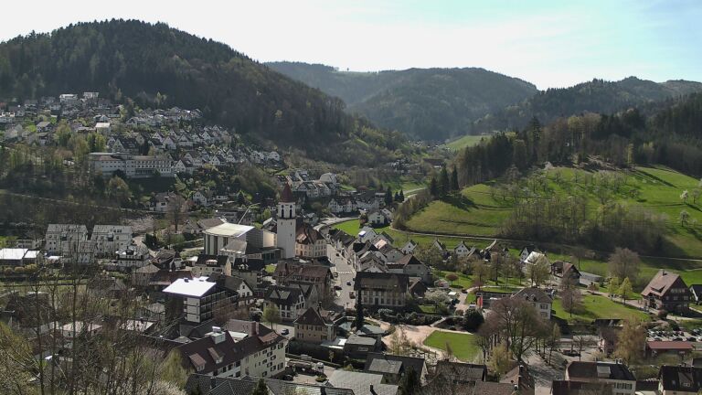 Dieses Bild zeigt eine Webcam-Aufnahme von Ottenhöfen, aufgenommen am Donnerstag, den 09.04.2026 um 11:30 Uhr