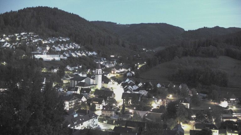 Dieses Bild zeigt eine Webcam-Aufnahme von Ottenhöfen, aufgenommen am Donnerstag, den 24.09.2026 um 20:00 Uhr