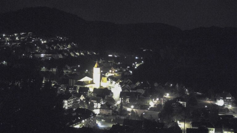 Dieses Bild zeigt eine Webcam-Aufnahme von Ottenhöfen, aufgenommen am Montag, den 03.08.2026 um 22:30 Uhr